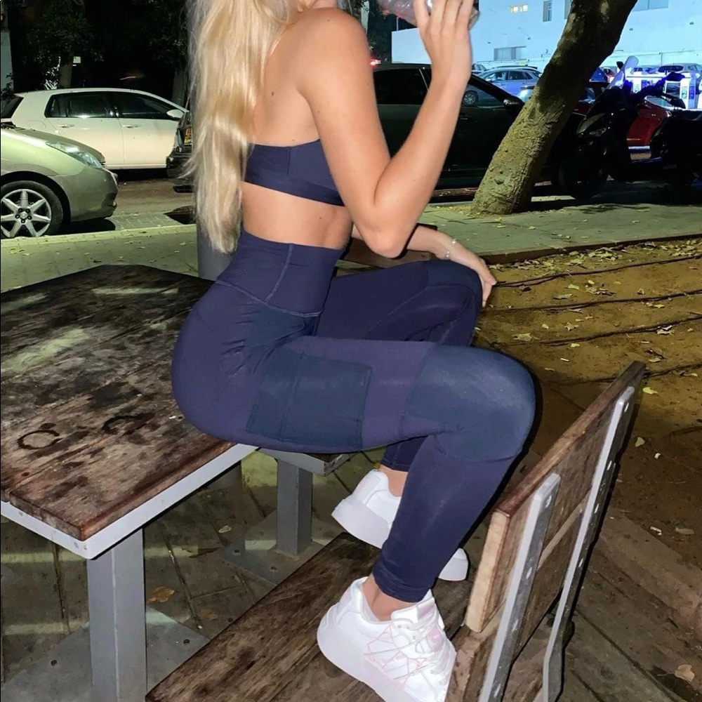 ALO YOGA High-Waist Cargo Legging